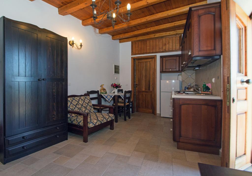 Ferienwohnung Kapetan Manwlis Kato Khora Exterior foto